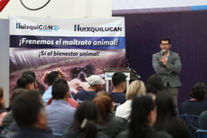 Huixquilucan realiza foro para fortalecer acciones contra el maltrato animal