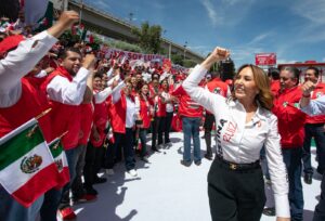 PRI toma protesta a Defensores del Estado de México y llama a fortalecer su estructura territorial